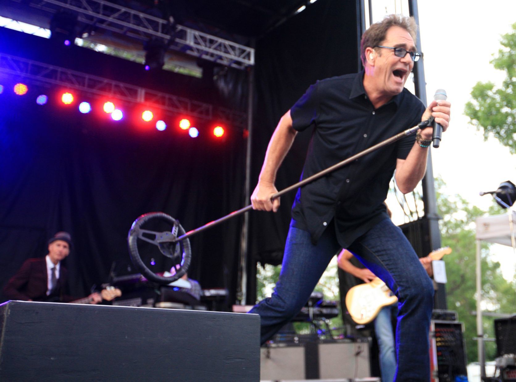 2014 - Huey Lewis and the News